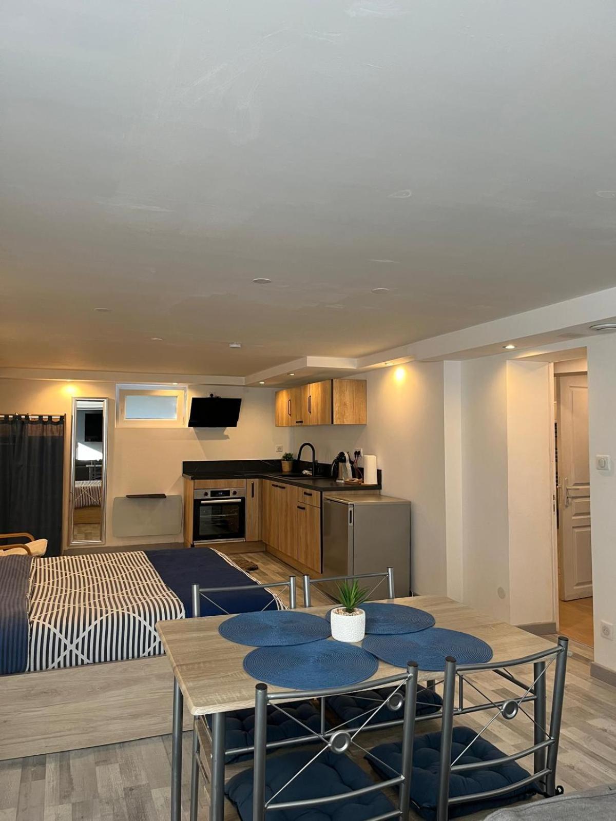 Tres Bel Appartement Type Loft De 40 M2 Dans Maison Avec Parking Privatif Lingolsheim Exterior foto
